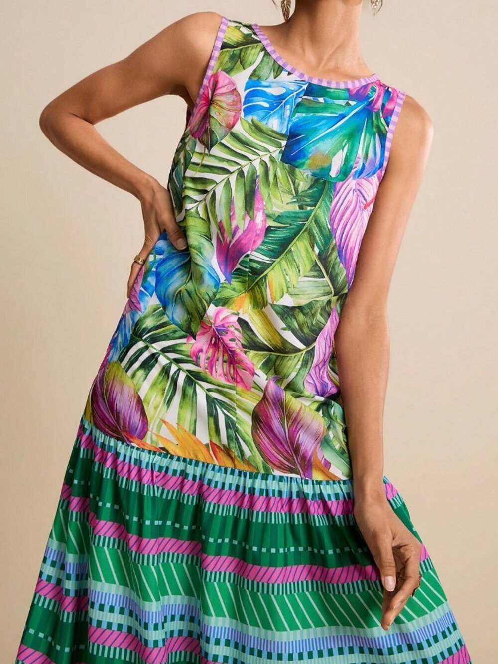 Green Boho Women's Tropical Watercolor Plant Palm Leaf Print - Picture 4 of 6